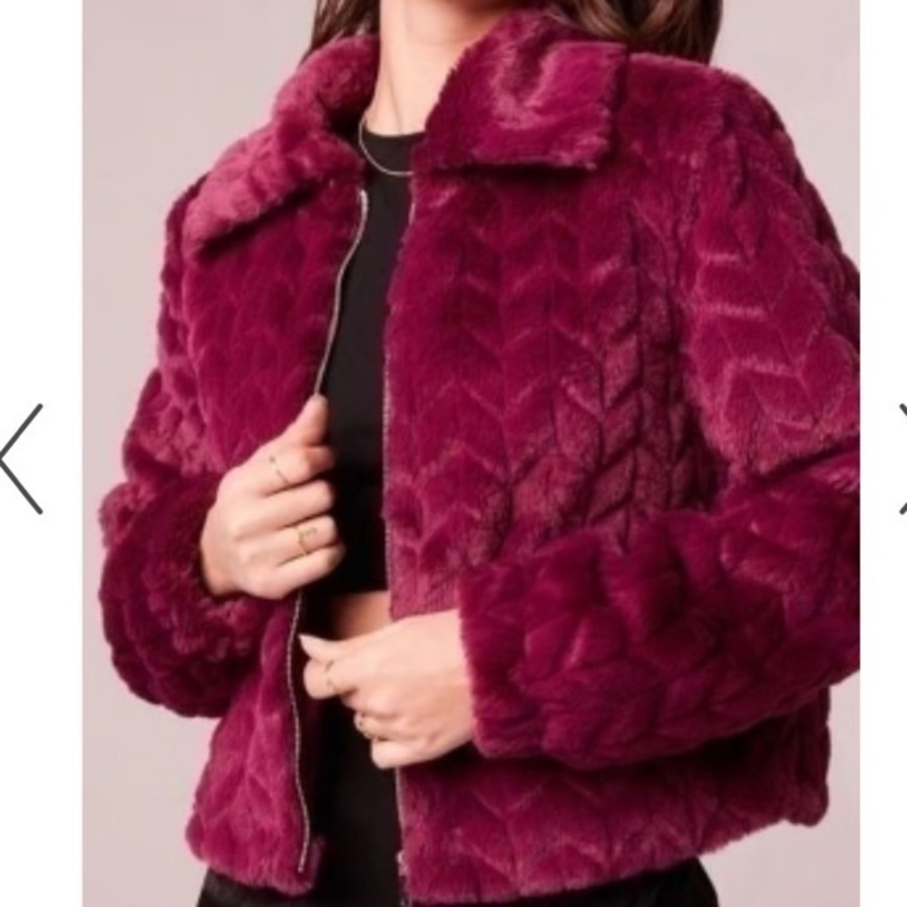 Band Of The Free Val Faux Fur Chevron collard Rhubarb red Jacket coat Small
